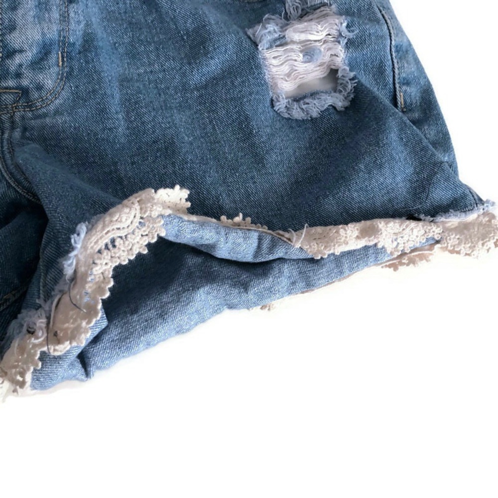 Forever 21 Vintage destroyed lace trim jean shorts - Picture 4 of 5